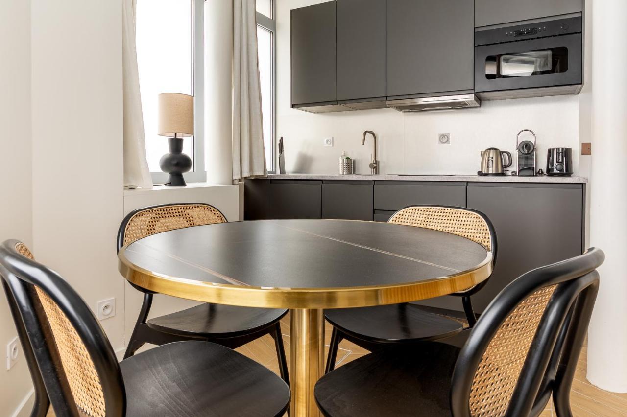 Lovely Apartment Close To Eiffel Tower パリ エクステリア 写真
